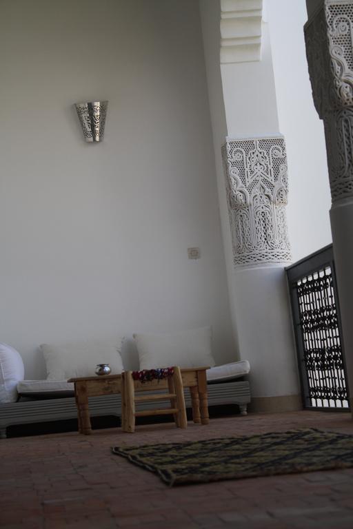Riad Yamcha Meknes Bilik gambar