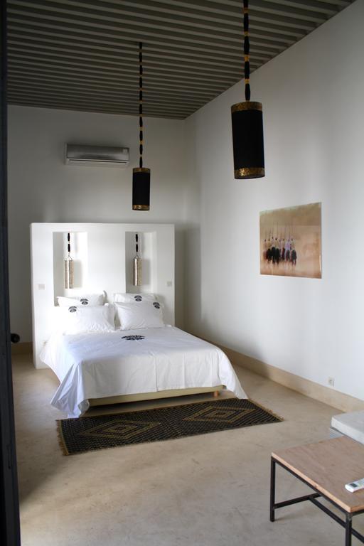 Riad Yamcha Meknes Bilik gambar